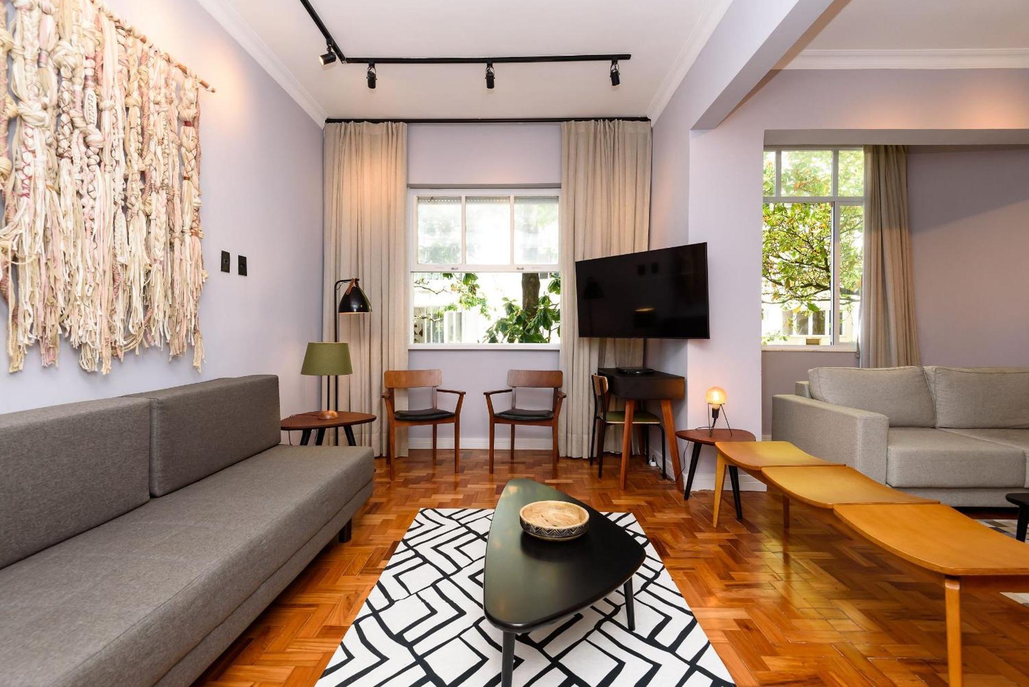 Apartamento A 150m Da De Ipanema | Gc 56/201